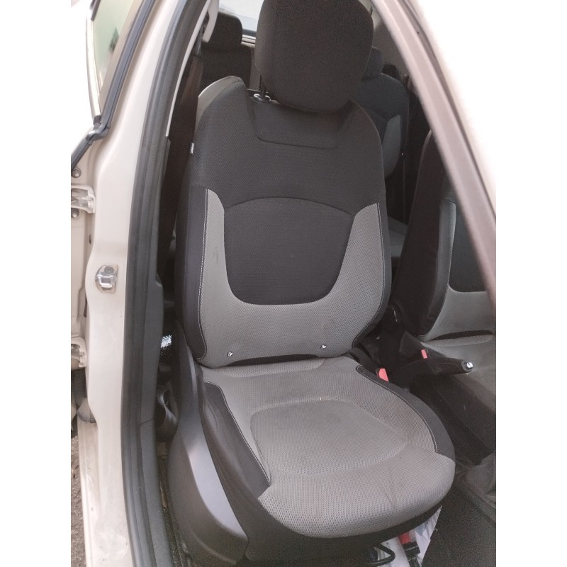 Recambio de asiento delantero derecho para renault captur 1.5 dci diesel fap energy referencia OEM IAM   