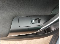 Recambio de mando elevalunas trasero izquierdo para opel insignia sports tourer sport referencia OEM IAM   