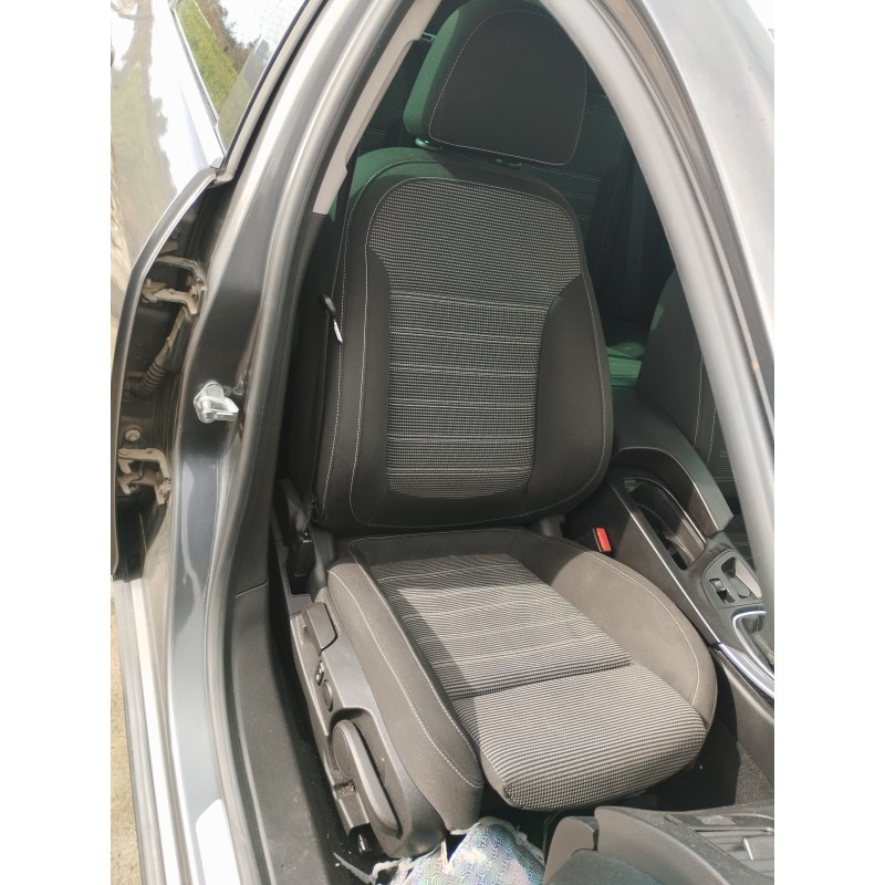 Recambio de asiento delantero derecho para opel insignia sports tourer sport referencia OEM IAM   