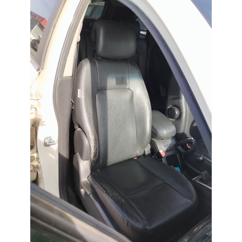 Recambio de asiento delantero derecho para chevrolet captiva 2.0 diesel cat referencia OEM IAM   