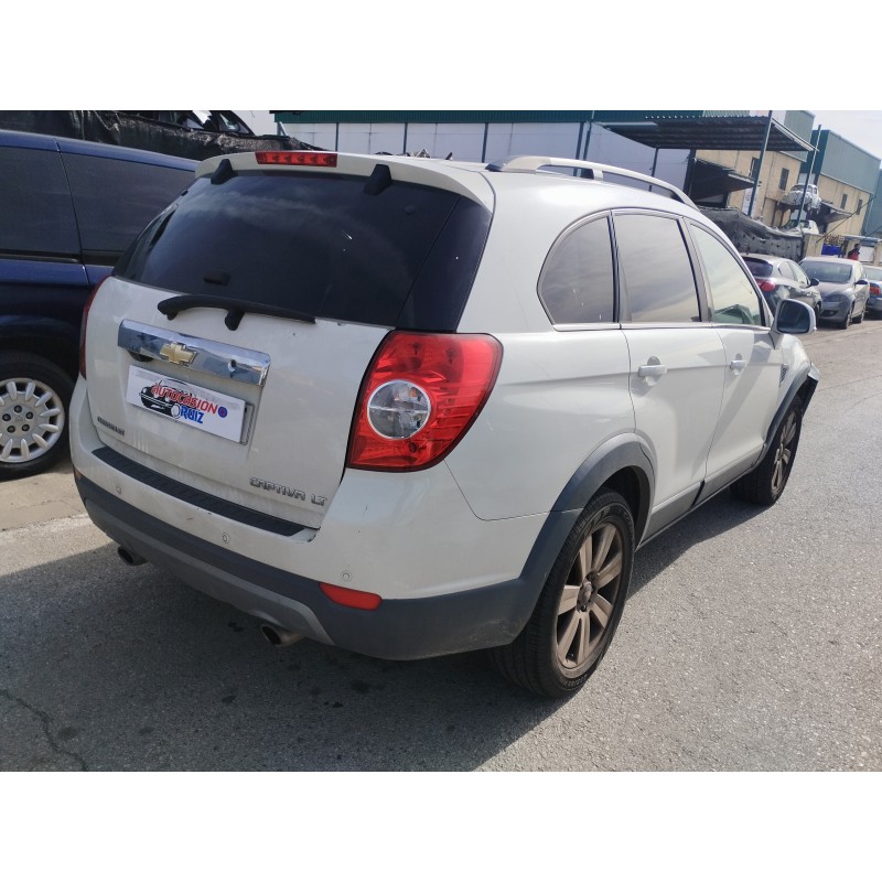 Recambio de cerradura puerta trasera derecha para chevrolet captiva 2.0 diesel cat referencia OEM IAM   