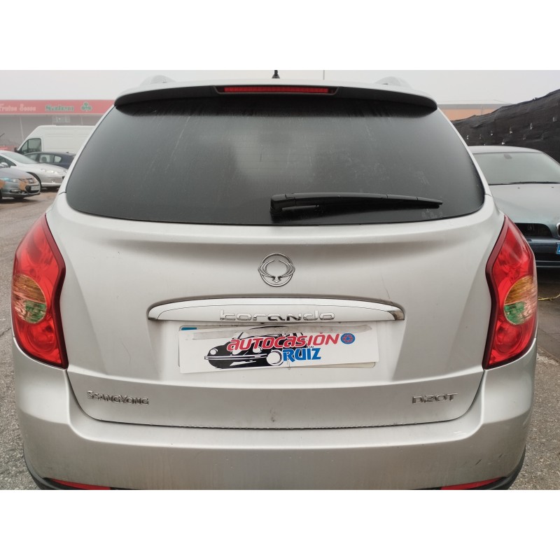 Recambio de porton trasero para ssangyong korando 2.0 td cat referencia OEM IAM   