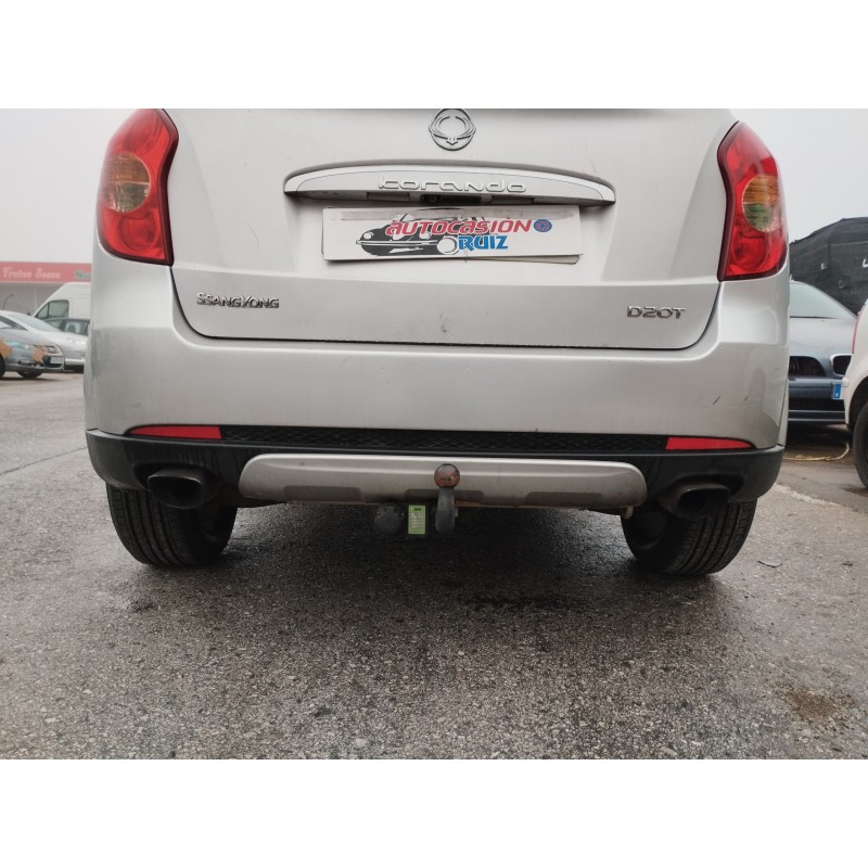 Recambio de paragolpes trasero para ssangyong korando 2.0 td cat referencia OEM IAM   