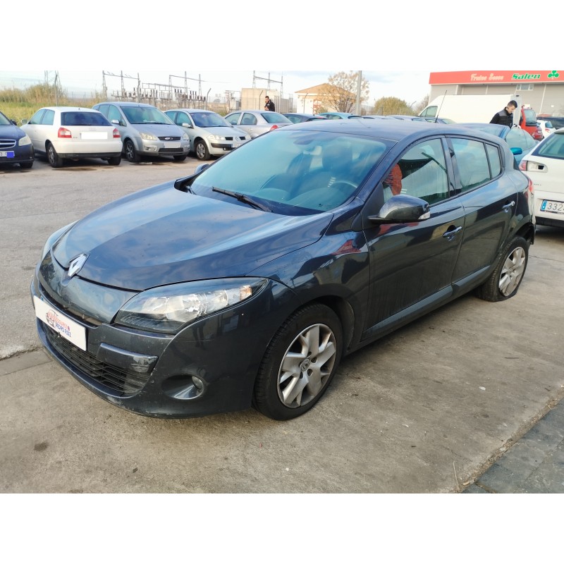 renault megane iii berlina 5 p del año 2011