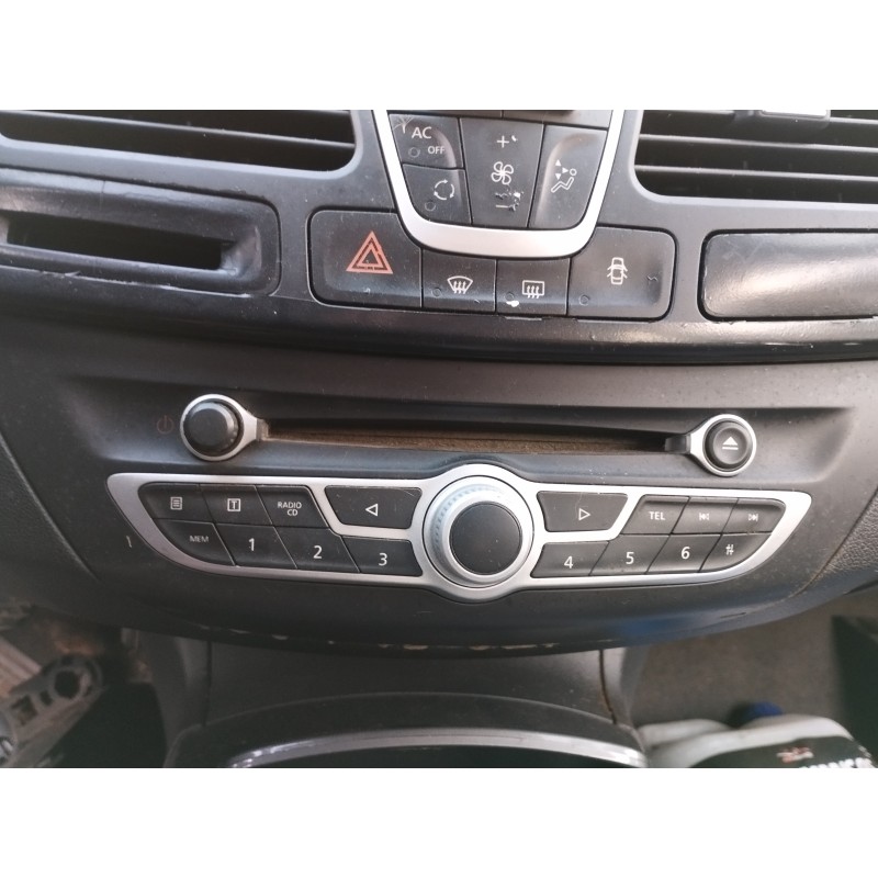 Recambio de sistema audio / radio cd para renault laguna grandtour iii 00.07-00.16 referencia OEM IAM   