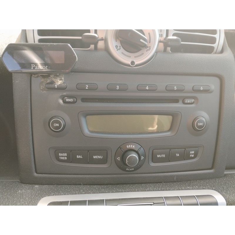 Recambio de sistema audio / radio cd para smart coupe fortwo coupe mhd (52kw) (451.380) referencia OEM IAM   