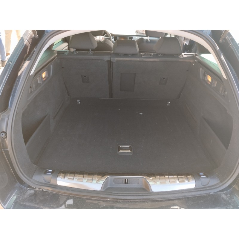 Recambio de tapa maletero para peugeot 508 sw active referencia OEM IAM   