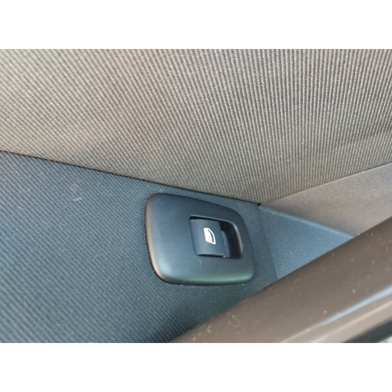 Recambio de mando elevalunas trasero izquierdo para peugeot 508 sw active referencia OEM IAM   