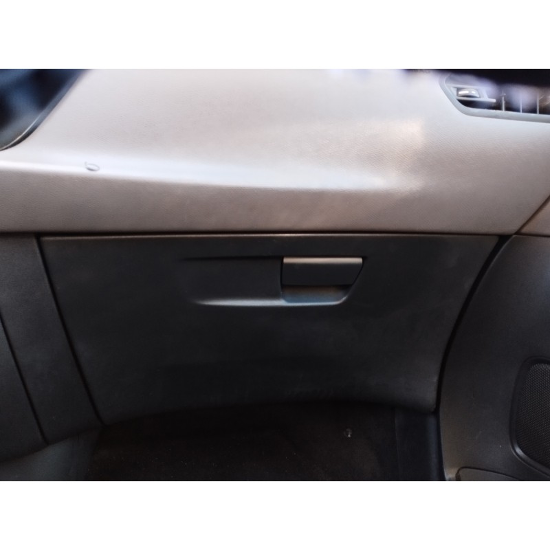 Recambio de guantera para citroen c4 picasso rip curl referencia OEM IAM   