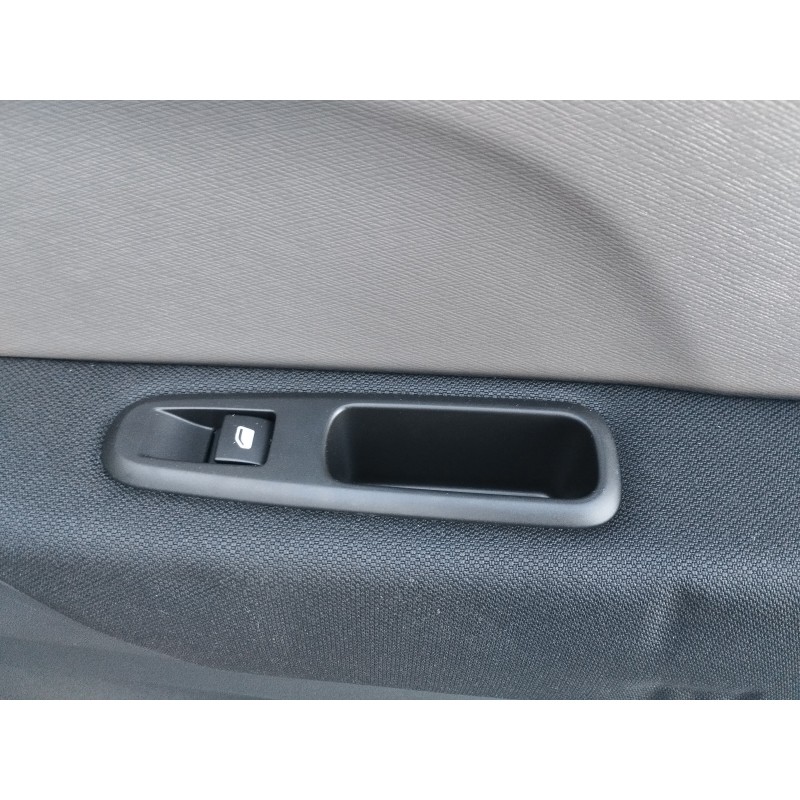 Recambio de mando elevalunas trasero derecho para citroen c4 picasso rip curl referencia OEM IAM   