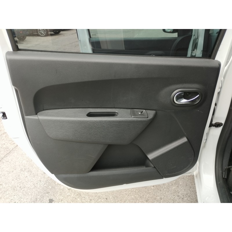 Recambio de guarnecido puerta trasera izquierda para dacia lodgy ambiance referencia OEM IAM   