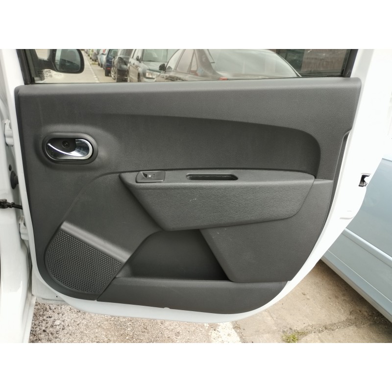 Recambio de guarnecido puerta trasera derecha para dacia lodgy ambiance referencia OEM IAM   