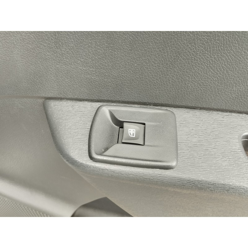 Recambio de mando elevalunas trasero derecho para dacia lodgy ambiance referencia OEM IAM   