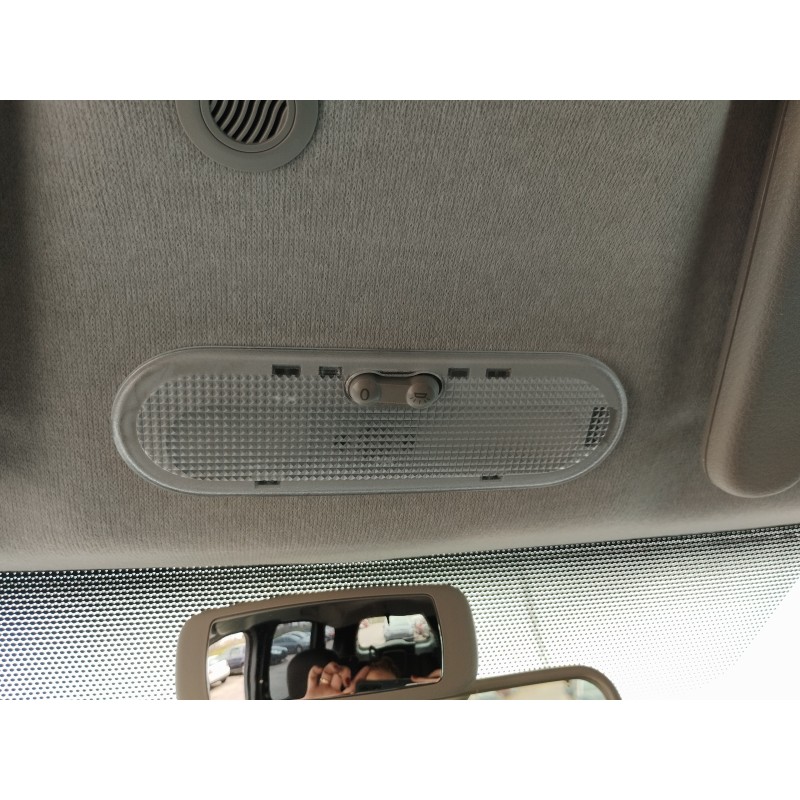 Recambio de luz interior para dacia lodgy ambiance referencia OEM IAM   