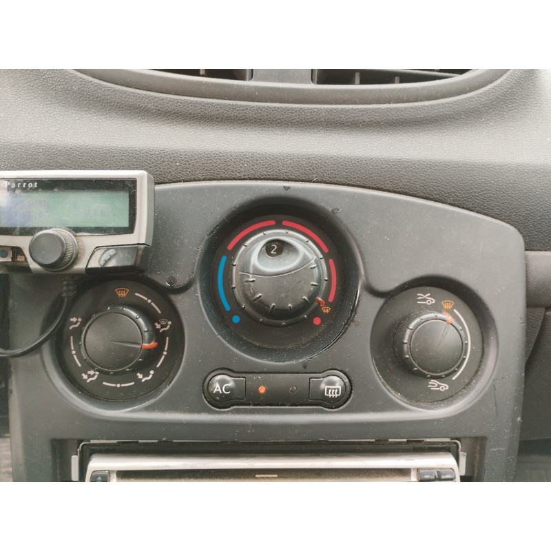 Recambio de mando calefaccion / aire acondicionado para renault clio iii authentique referencia OEM IAM   