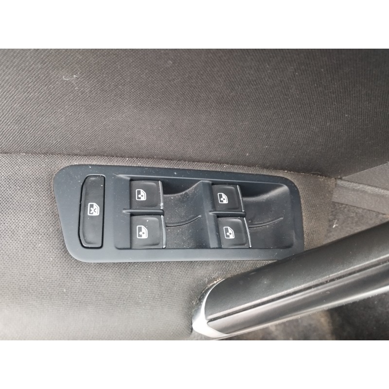 Recambio de mando elevalunas delantero izquierdo para volkswagen golf vii lim. 2.0 tdi referencia OEM IAM   