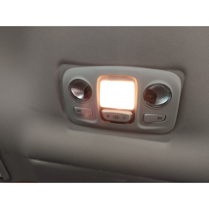 Recambio de luz interior para citroen c4 picasso feel referencia OEM IAM   