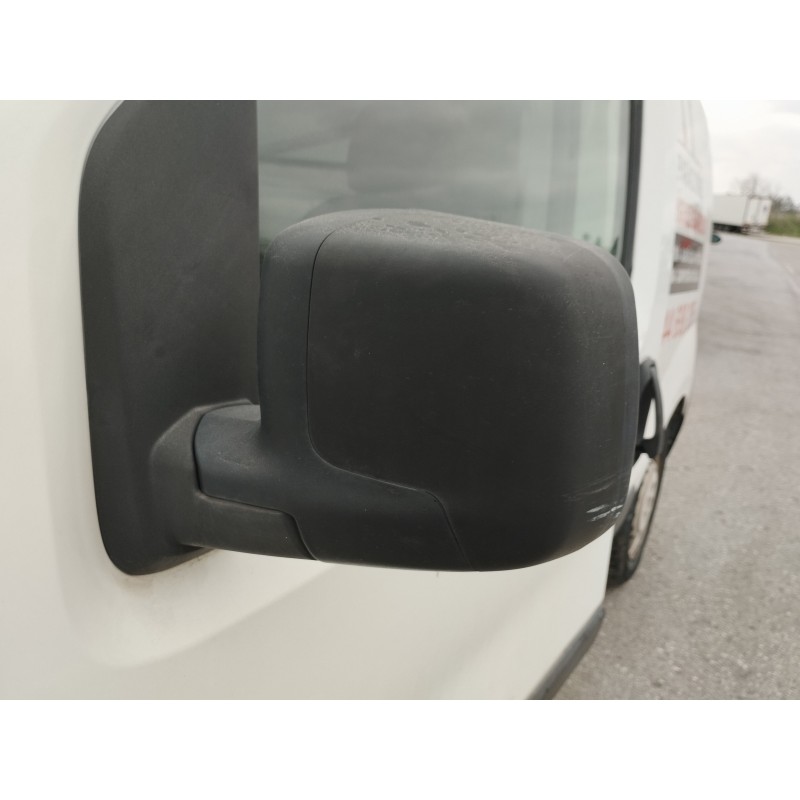 Recambio de retrovisor izquierdo para fiat fiorino 1.3 16v jtd cat referencia OEM IAM   