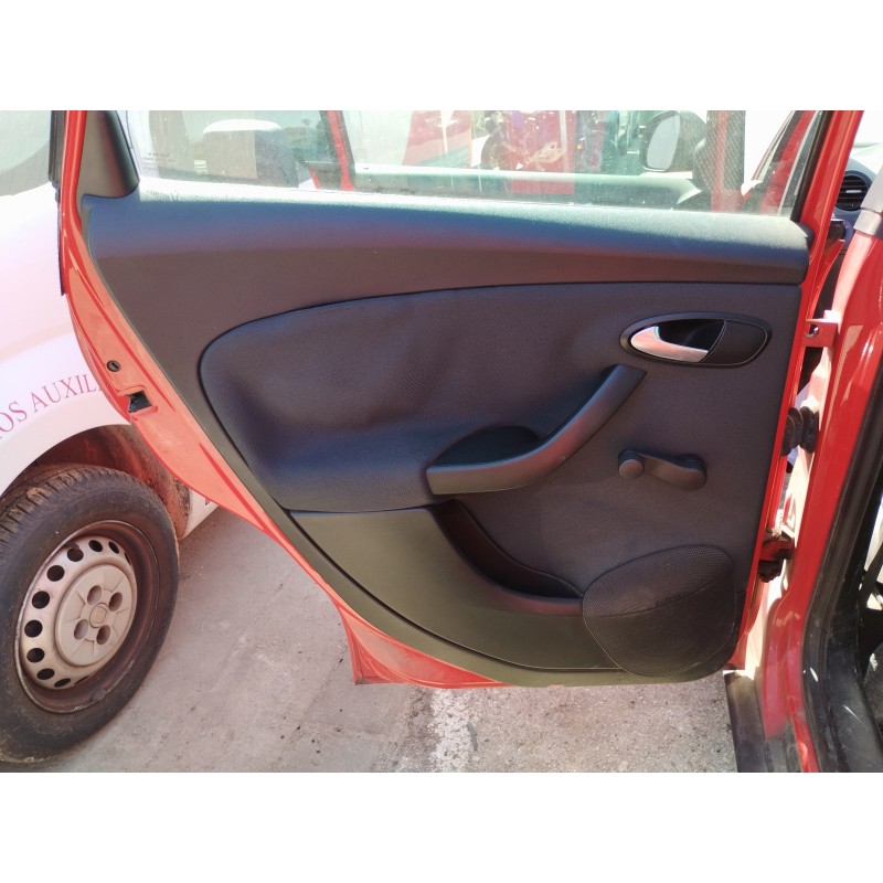 Recambio de guarnecido puerta trasera izquierda para seat altea xl (5p5) 1.6 tdi referencia OEM IAM   