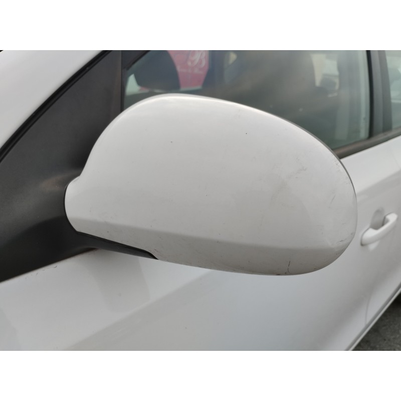 Recambio de retrovisor izquierdo para hyundai i30 1.4 cat referencia OEM IAM   