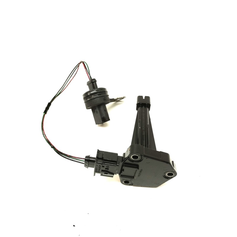 Recambio de sensor para land rover discovery 4 tdv6 hse referencia OEM IAM 8W936C624B  