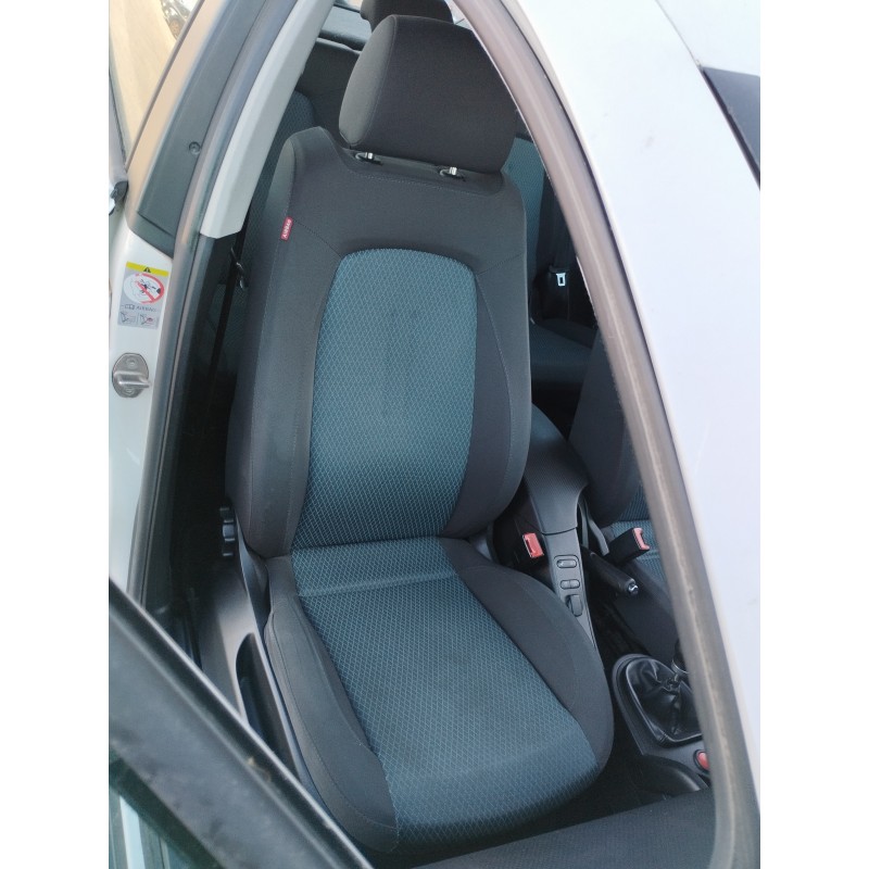 Recambio de asiento delantero derecho para seat altea (5p1) emocion referencia OEM IAM   