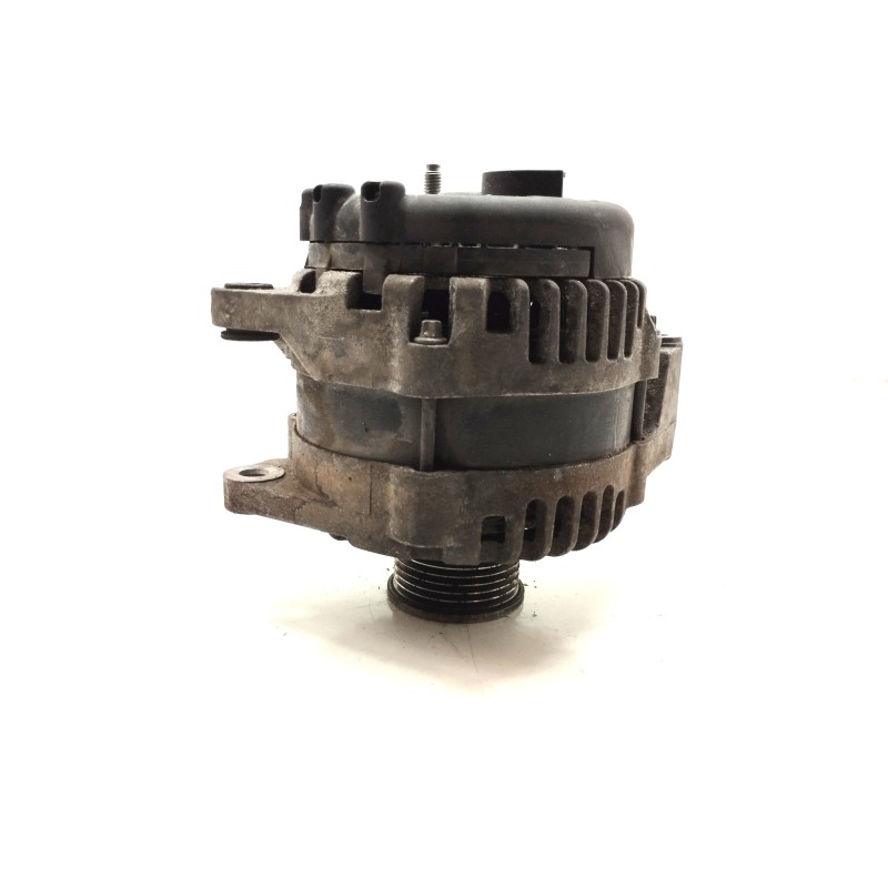 Recambio de alternador para ssangyong korando 2.0 td cat referencia OEM IAM A6711540302  