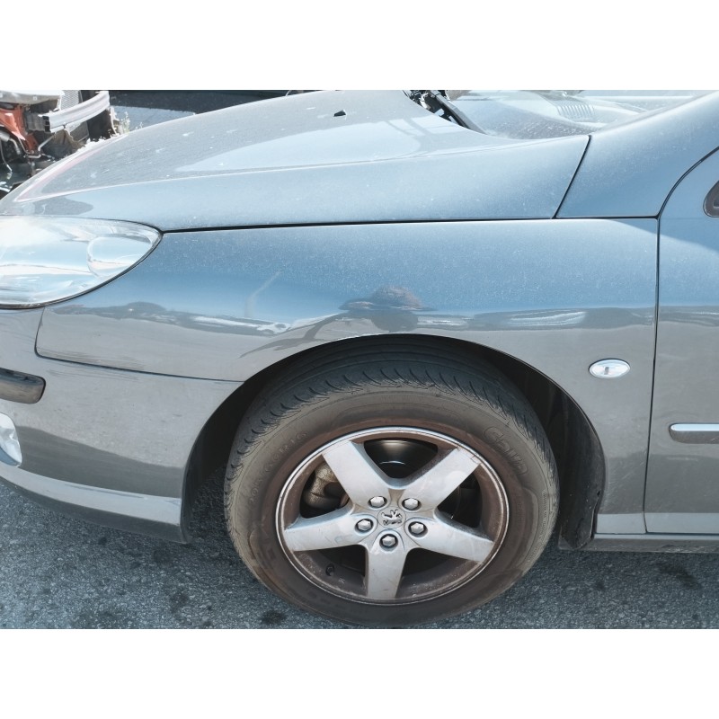 Recambio de aleta delantera izquierda para peugeot 407 1.6 hdi referencia OEM IAM   