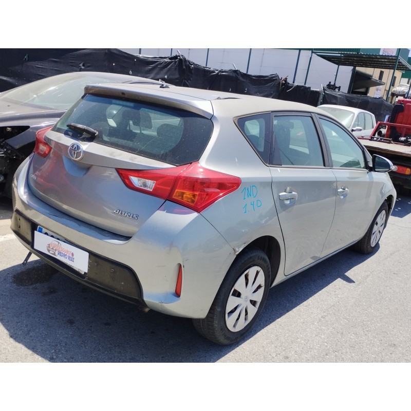 Recambio de cerradura puerta trasera derecha para toyota auris 1.4 turbodiesel cat referencia OEM IAM   