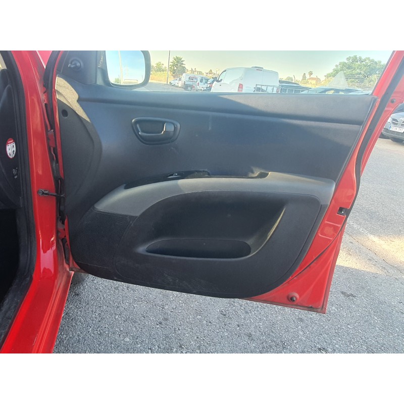 Recambio de guarnecido puerta delantera derecha para hyundai i10 1.1 12v cat referencia OEM IAM   