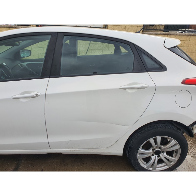 Recambio de puerta trasera izquierda para hyundai i30 (gd) 1.4 crdi cat referencia OEM IAM   