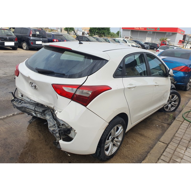 Recambio de cerradura puerta trasera derecha para hyundai i30 (gd) 1.4 crdi cat referencia OEM IAM   