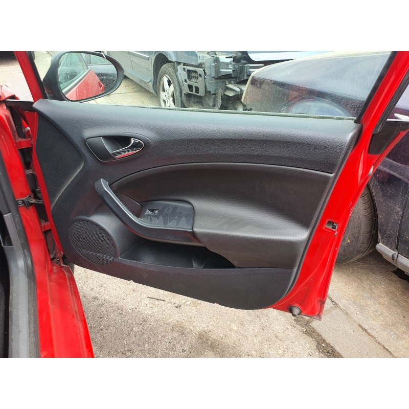 Recambio de guarnecido puerta delantera derecha para seat ibiza sc (6j1) 1.9 tdi referencia OEM IAM   