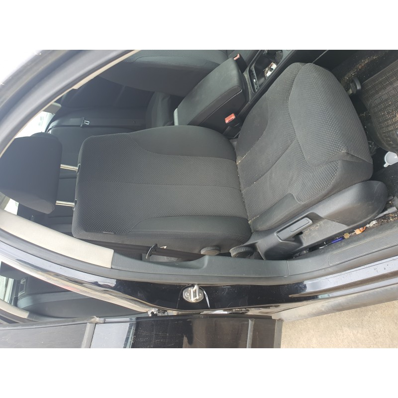 Recambio de asiento delantero derecho para volkswagen passat variant (3c5) 2.0 tdi referencia OEM IAM   