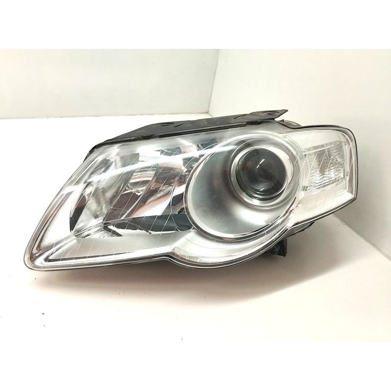 Recambio de faro izquierdo para volkswagen passat variant (3c5) 2.0 tdi referencia OEM IAM 89312179  