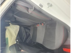 Recambio de asientos traseros para hyundai i20 essence referencia OEM IAM    2