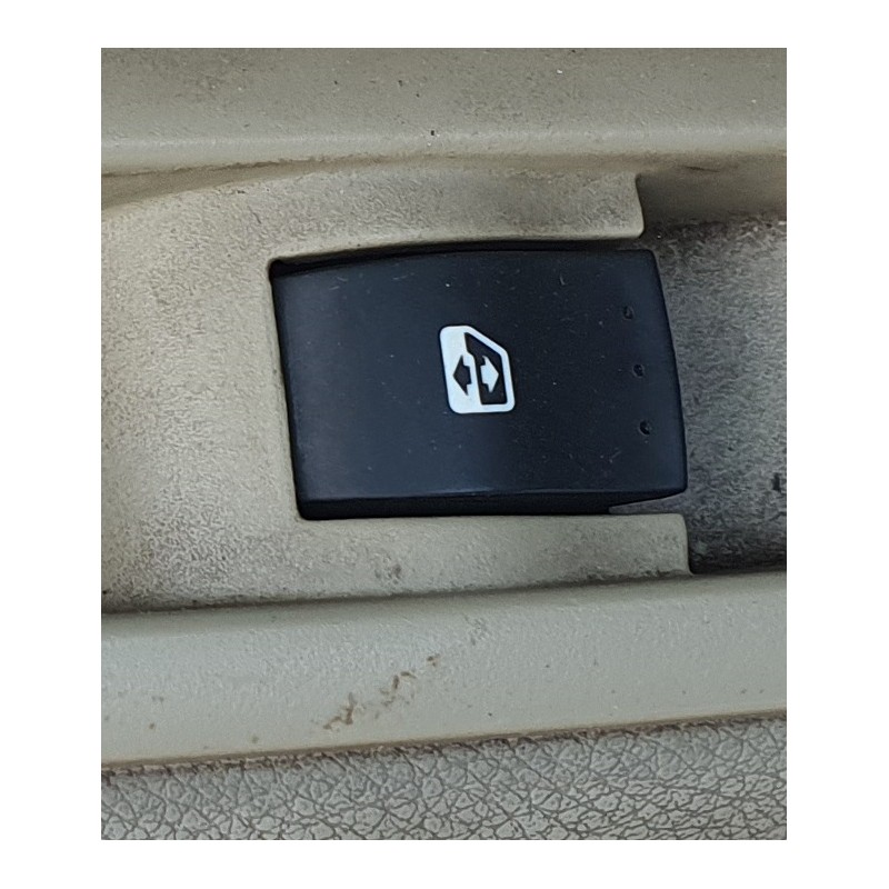 Recambio de mando elevalunas trasero izquierdo para renault scenic ii 1.5 dci diesel referencia OEM IAM   