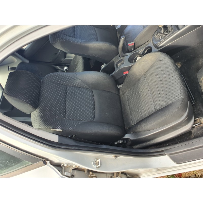 Recambio de asiento delantero derecho para hyundai i30 1.4 cat referencia OEM IAM   