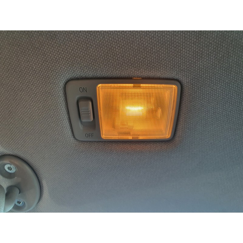 Recambio de luz interior para toyota auris hybrid business referencia OEM IAM   