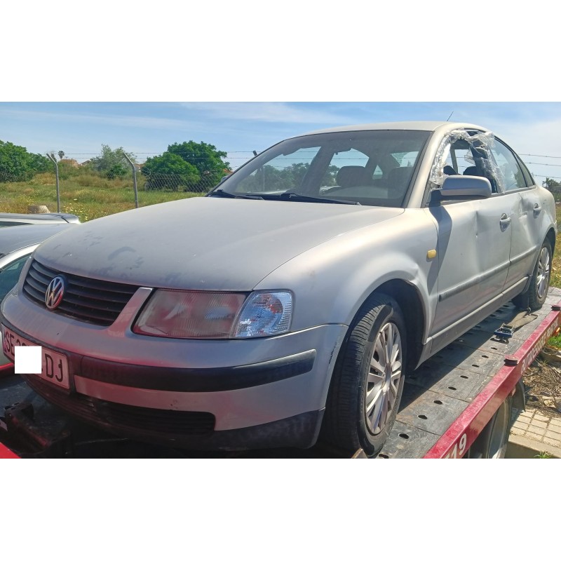 volkswagen passat berlina (3b2) del año 1999