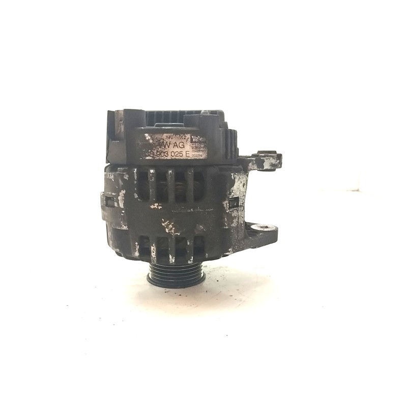 Recambio de alternador para volkswagen polo (9n1) 1.2 12v referencia OEM IAM 03D903025E  