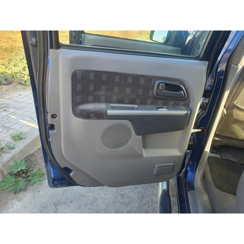 Recambio de guarnecido puerta trasera izquierda para isuzu d-max rodeo referencia OEM IAM   