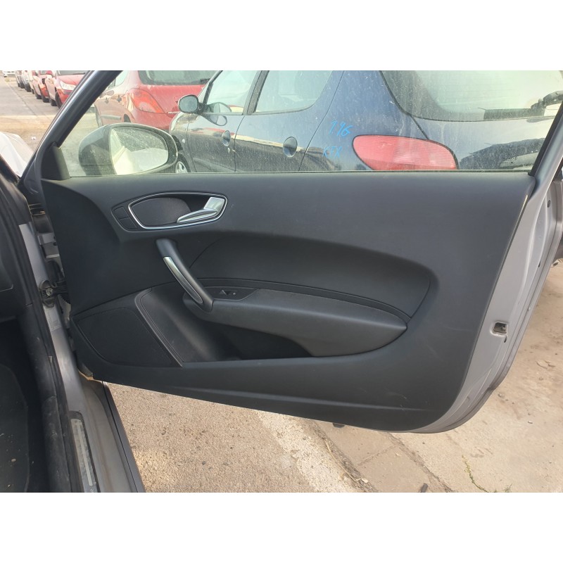 Recambio de guarnecido puerta delantera derecha para audi a1 (8x) 1.2 16v tfsi referencia OEM IAM   