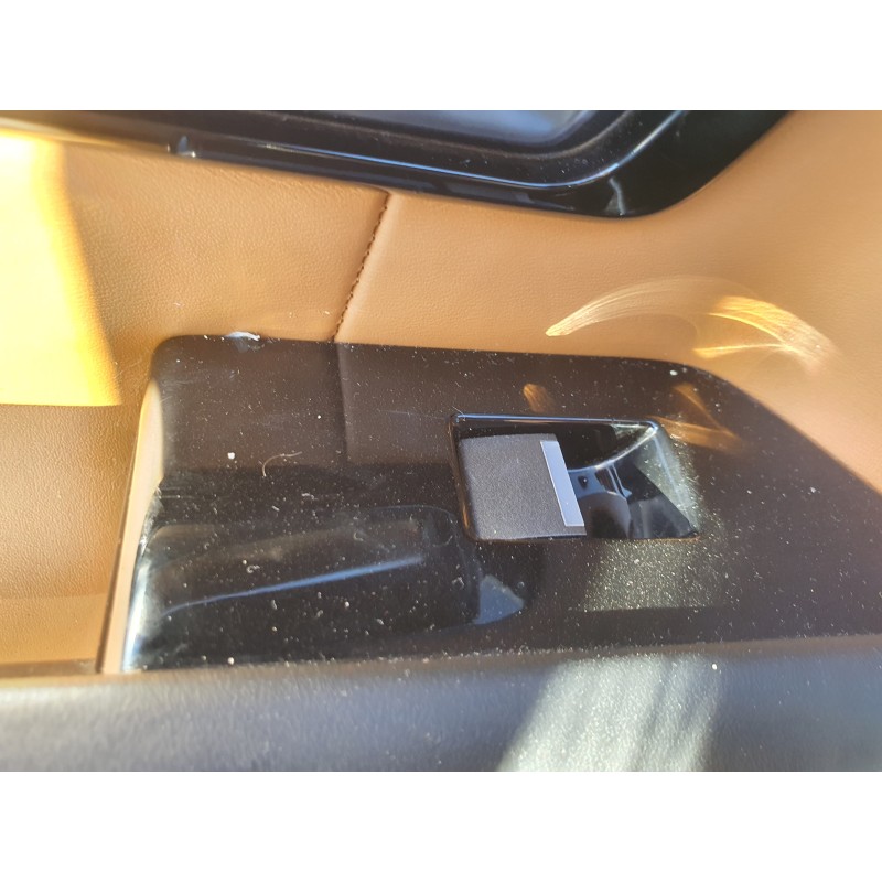 Recambio de mando elevalunas trasero izquierdo para land rover evoque 2.0 td4 cat referencia OEM IAM   