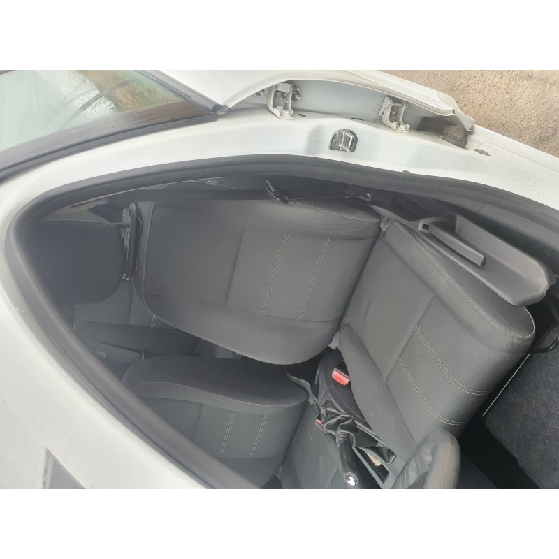 Recambio de asiento delantero izquierdo para renault megane iii berlina 5 p 1.2 16v referencia OEM IAM   