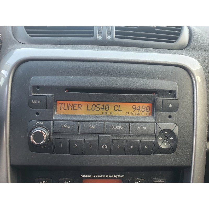 Recambio de sistema audio / radio cd para fiat croma (194) 1.9 8v jtd cat (939a1000 / 192a8000) referencia OEM IAM   