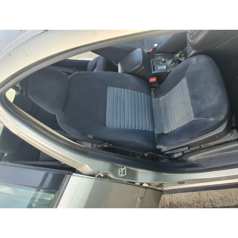 Recambio de asiento delantero derecho para fiat croma (194) 1.9 8v jtd cat (939a1000 / 192a8000) referencia OEM IAM   