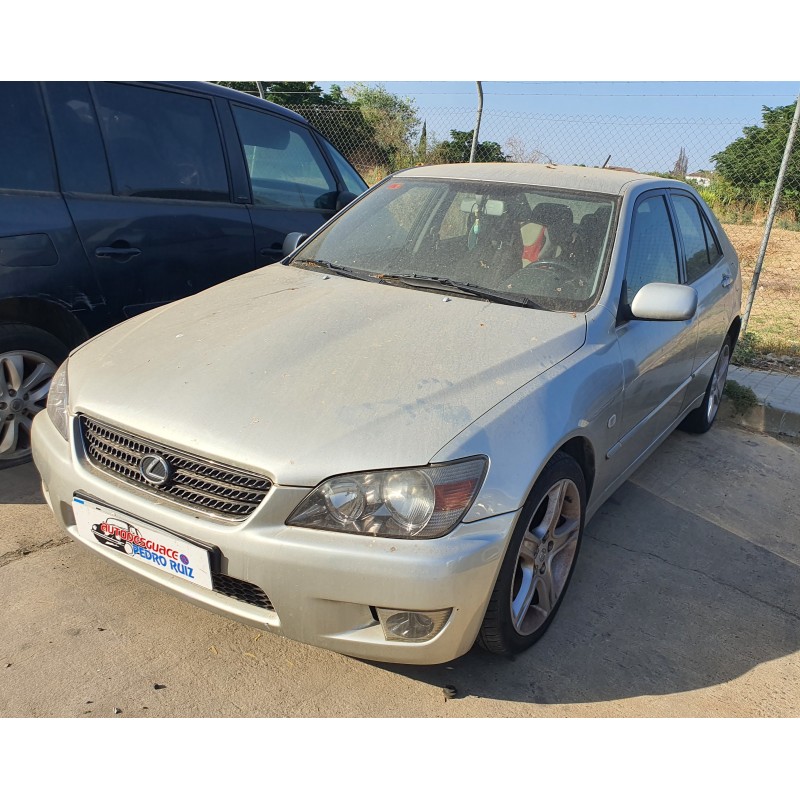 lexus is200 (gxe10) del año 2004