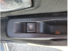 Recambio de mando elevalunas trasero derecho para renault scenic iii 1.5 dci diesel fap referencia OEM IAM   