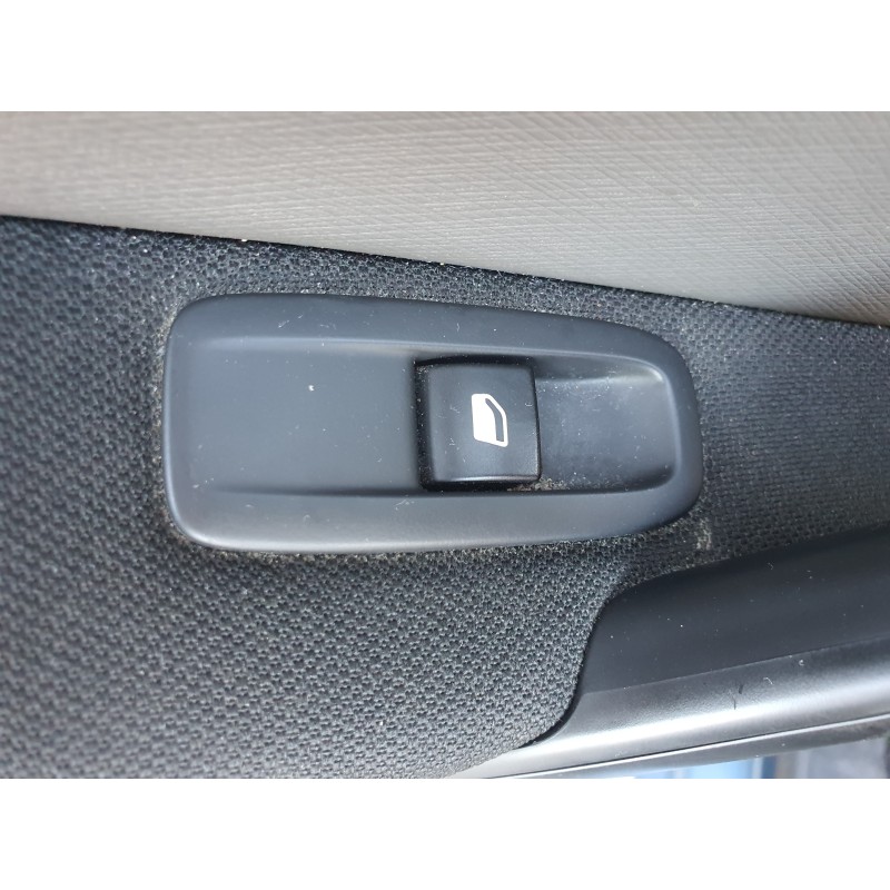 Recambio de mando elevalunas trasero izquierdo para citroen c4 picasso live edition referencia OEM IAM   